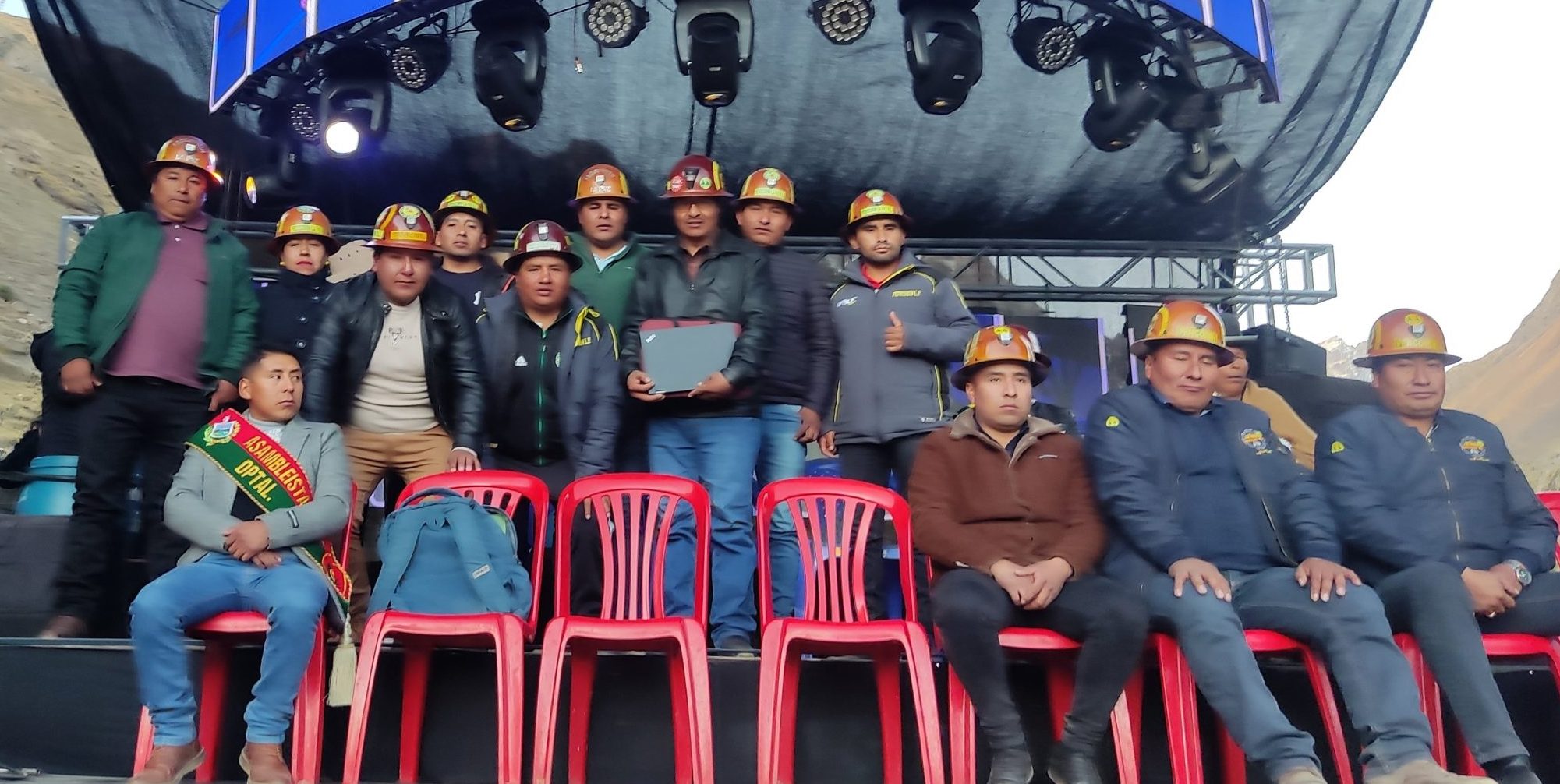 La Central de Cooperativas Mineras «Viloco» R.L. festejó su XXVIII aniversario